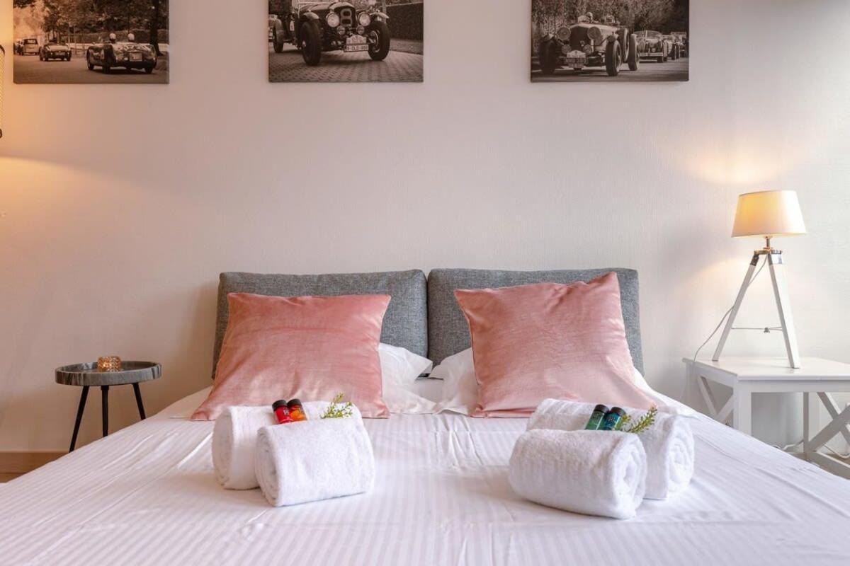 Huswell - Beautiful And Spacious Studio With Side Seaview Knokke-Heist Exterior photo