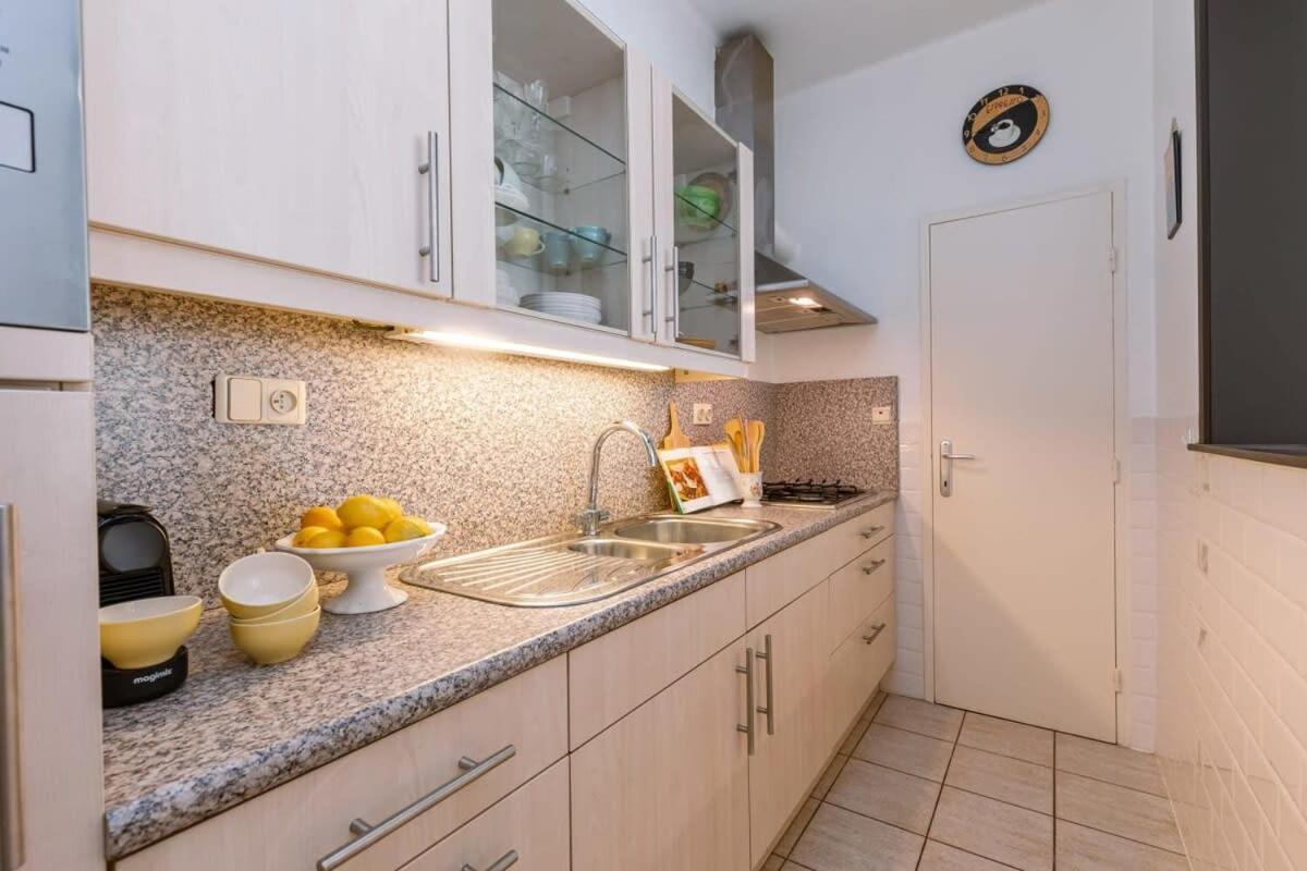 Huswell - Beautiful And Spacious Studio With Side Seaview Knokke-Heist Exterior photo